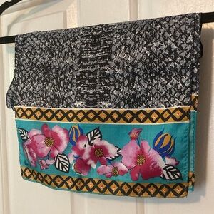 LAST CHANCE 🎁 Veresa by Vera Scarf